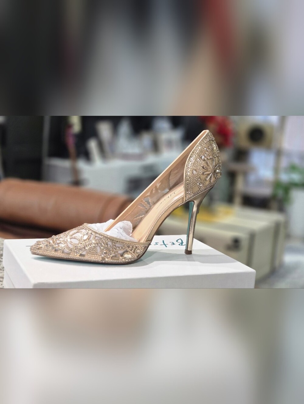 Betsey Johnson SB-CHIC Gold Crystal Heels – Size 11 – New in Box